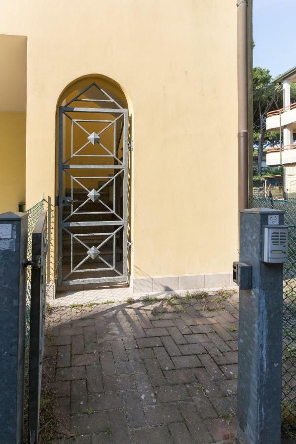 Le Terrazze Apartments ليدو دي سبينا المظهر الخارجي الصورة